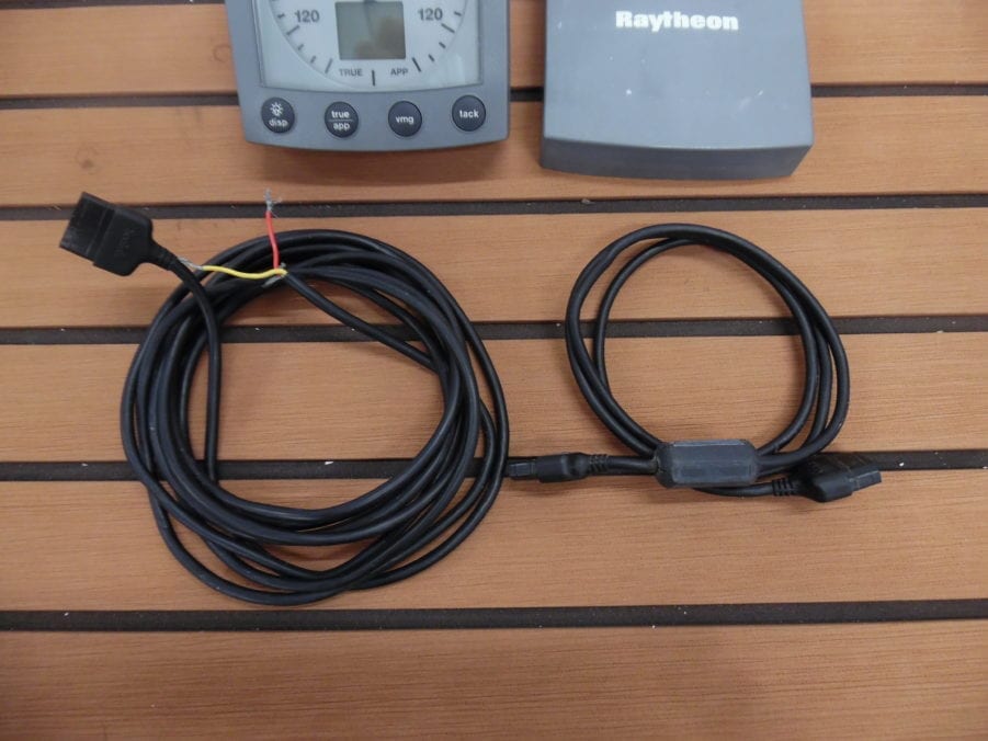 Raymarine St60 Wind Instrument Display - Suncover+Cables - Great Cond - A22012 - Image 11