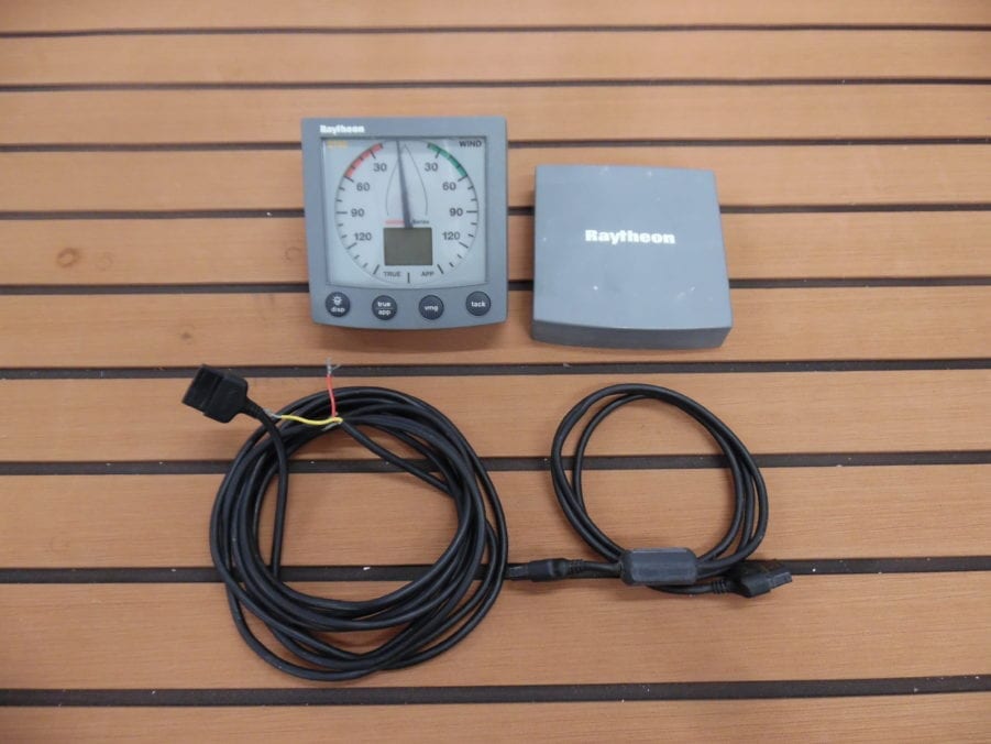 Raymarine St60 Wind Instrument Display - Suncover+Cables - Great Cond - A22012