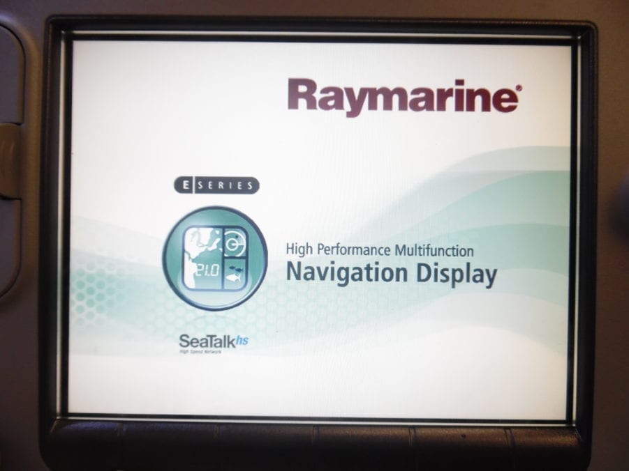 Raymarine E80 Classic Display plus Suncover - E02011 - Good Cond 90 Day Warr - Image 2
