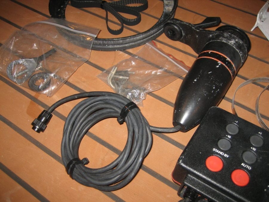 Raytheon/Autohelm/Nautech 3000 Wheelpilot Autopilot Parts Lot - Image 6