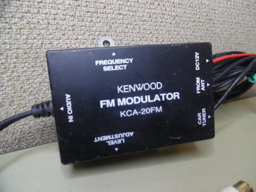Kenwood KCA-20FM Car FM Modulator Transmitter 12V - TESTED! - Image 2
