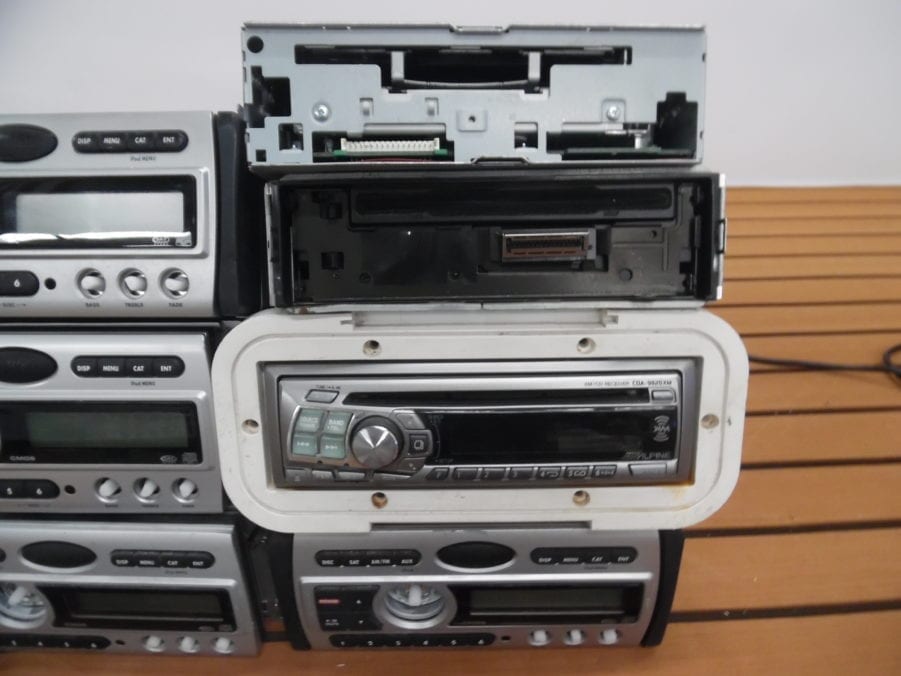 Clarion Fusion Sony Pioneer Marine Car Stereo Head Units - LOT OF 21 - Image 6