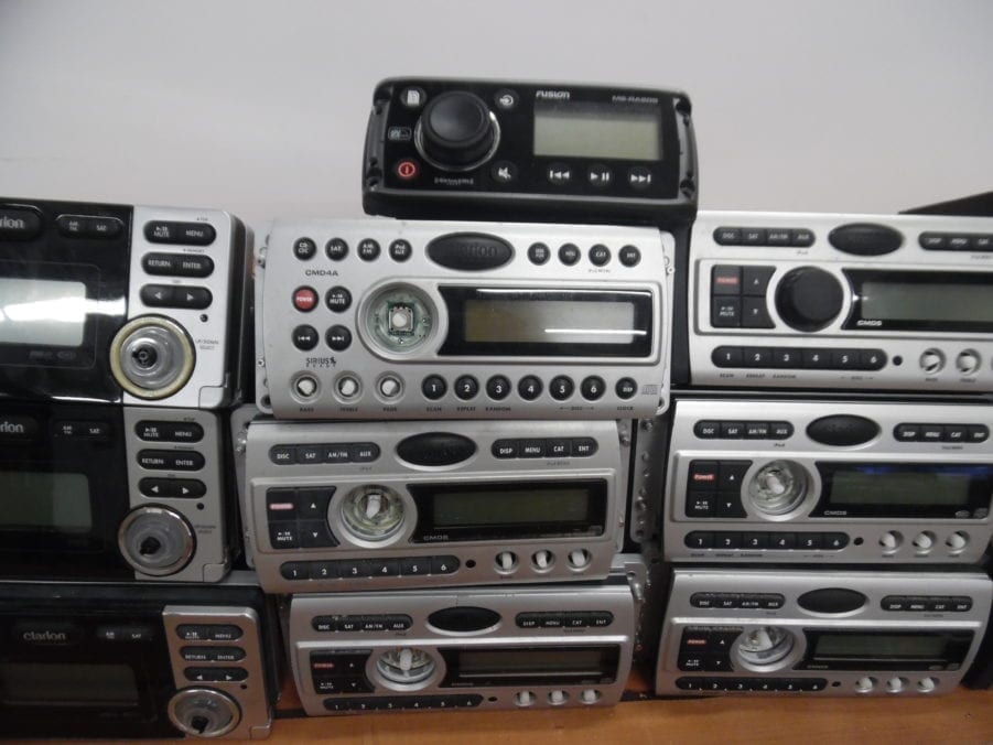 Clarion Fusion Sony Pioneer Marine Car Stereo Head Units - LOT OF 21 - Image 4