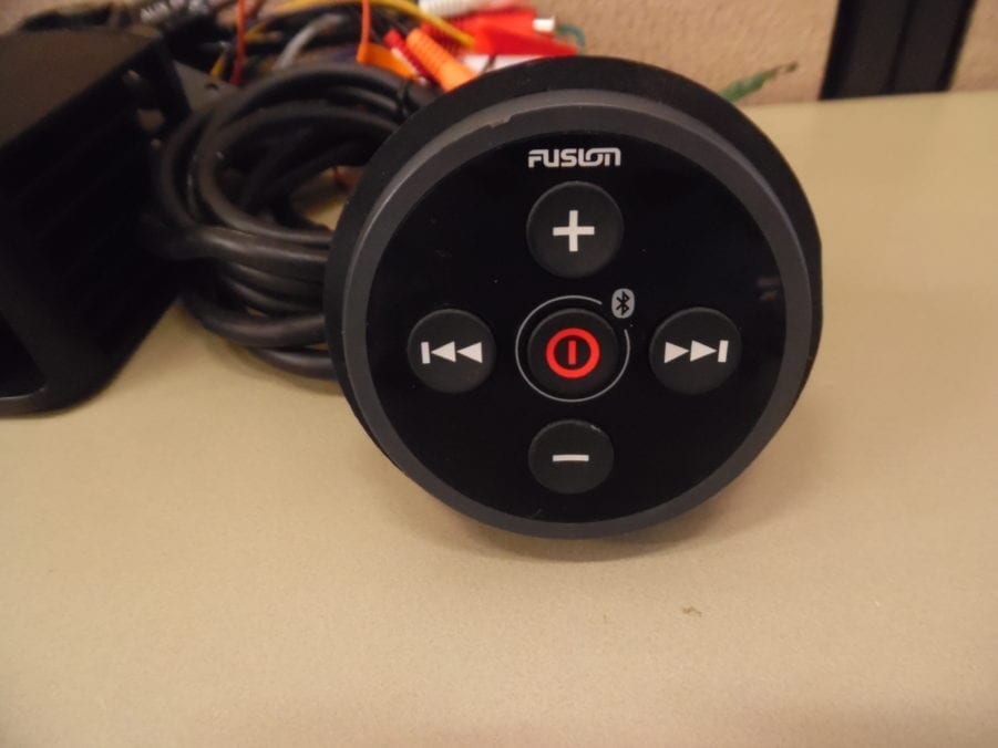 FUSION MS-BB100 MARINE STEREO BLACK BOX BLUETOOTH USB NMEA w/ REMOTE - Image 9