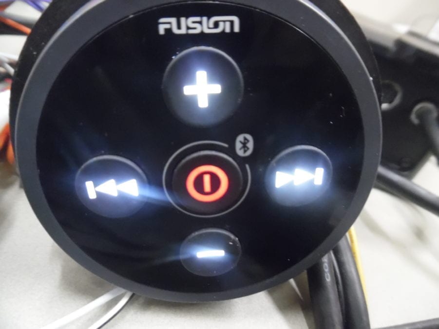 FUSION MS-BB100 MARINE STEREO BLACK BOX BLUETOOTH USB NMEA w/ REMOTE - Image 11