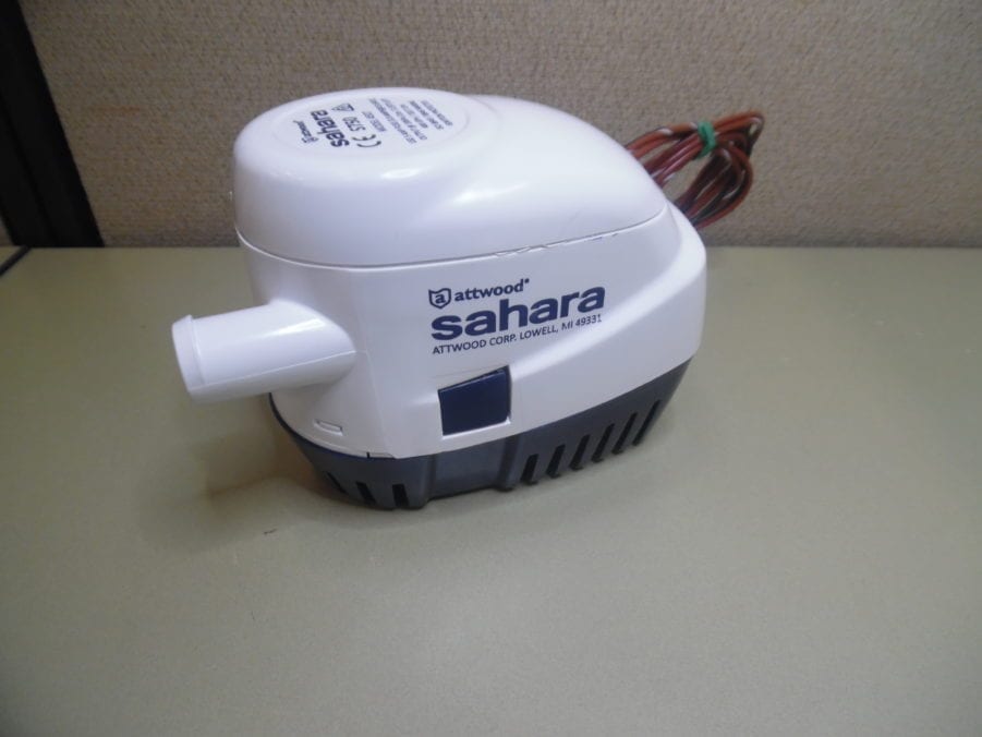 Attwood Sahara S750 Automatic Bilge Pump 750 GPH 7117-W55