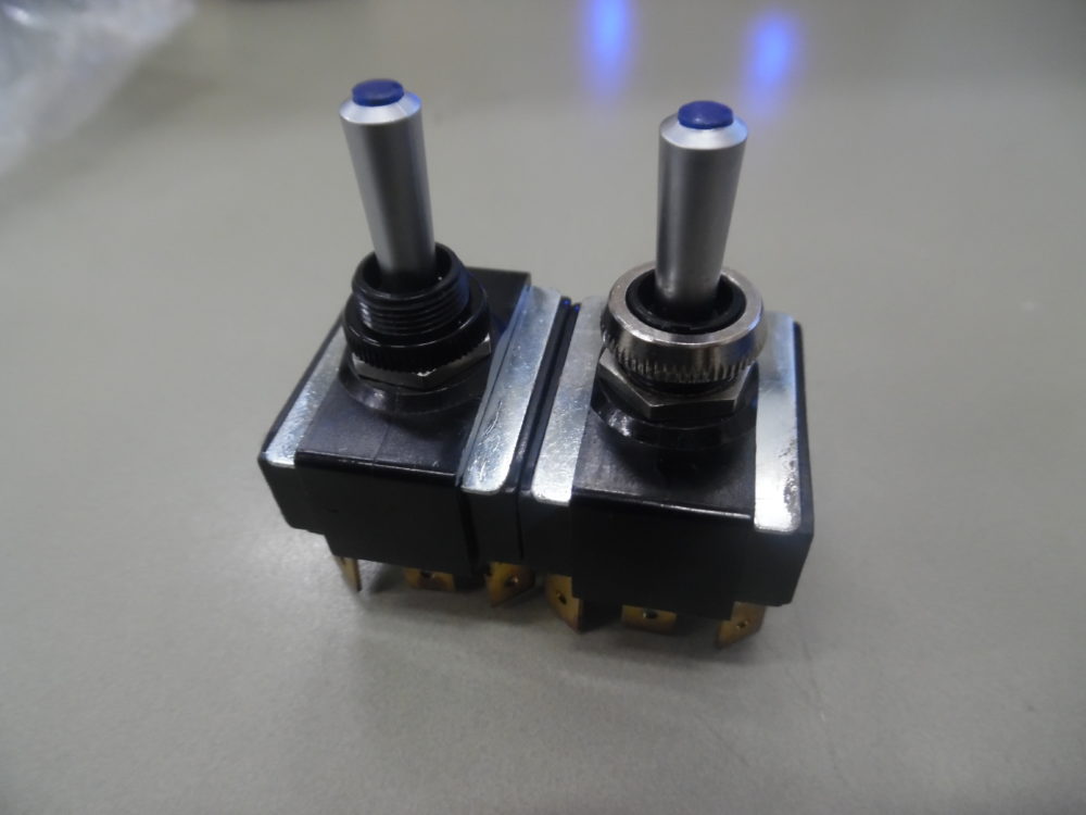 Carling Technologies 1708R Marine 12V 3-position Toggle Switch - 8 ...