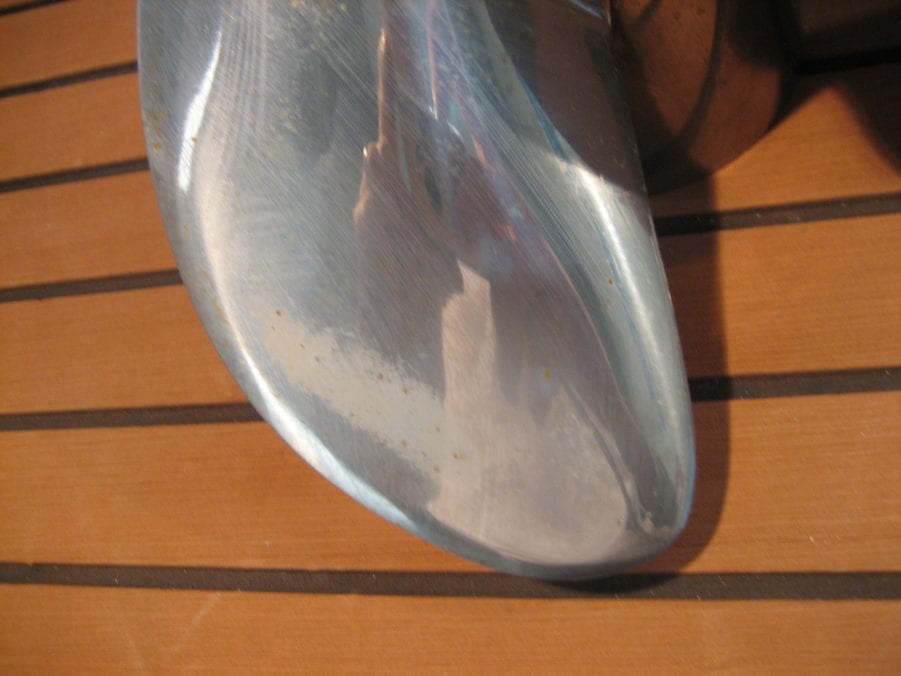 Mercury Revolution 4 17P LEFT & RIGHT PROPELLER SET 17 Pitch (Counter Standard) - Image 9