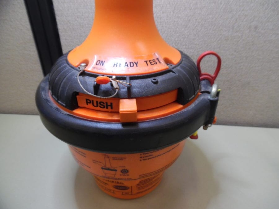 Jotron Tron 40S MKII Marine LED EPIRB 406 MHz Cospas / Sarsat - Image 7