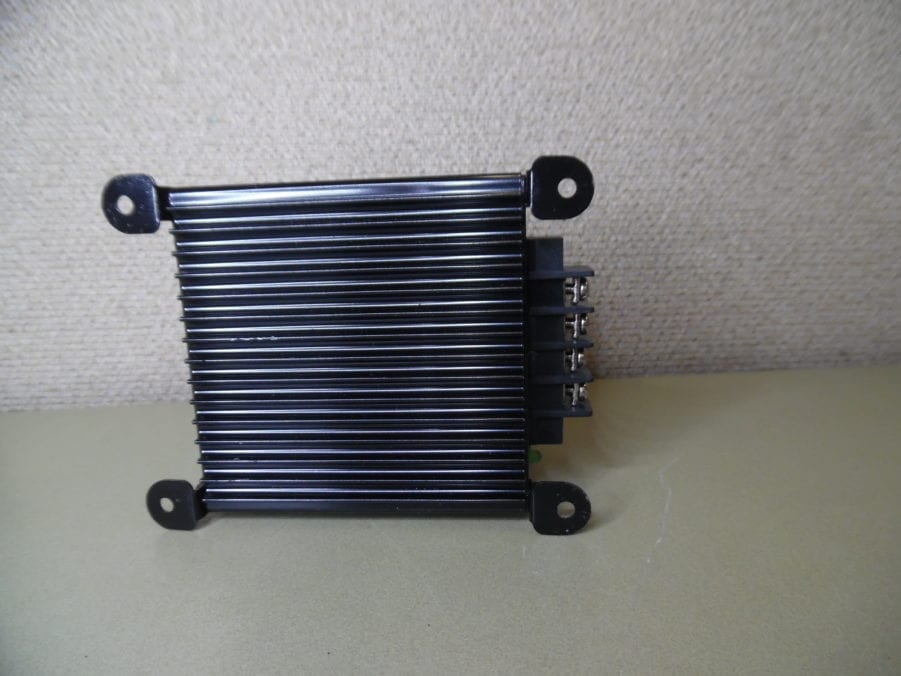 Intelligent 20V-30V Input to 12V-13.8V Output DC to DC DC-DC Converter - TESTED - Image 3