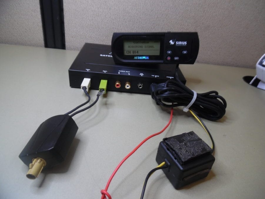Audiovox 144D2345 144D2347 Sirius Satellite Radio Tuner Box and Remote - Image 2