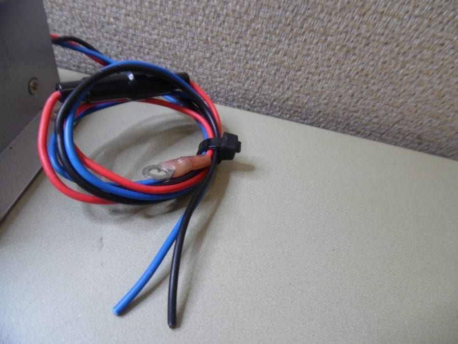Nippon AudioPipe SPLIT-3003 Multi-Audio Amplifier w/ 3 RCA Outputs - Image 5