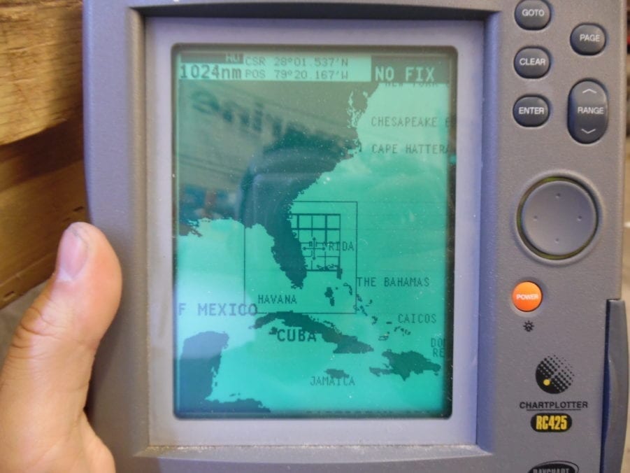Raymarine Raytheon RC425 RayChart Chartplotter Display w/ Suncover - Tested - Image 4