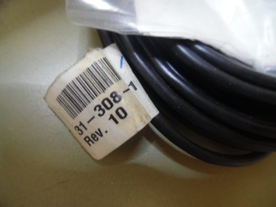Airmar 31-308-1-01 Transom Mount Depth Transducer w/ Bracket - Image 4