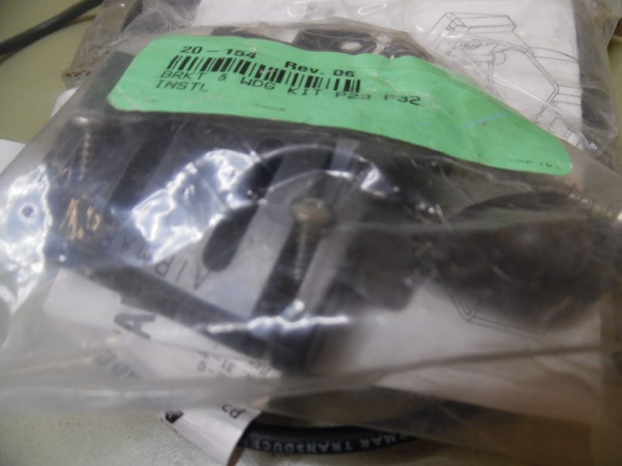 Airmar 31-308-1-01 Transom Mount Depth Transducer w/ Bracket - Image 6