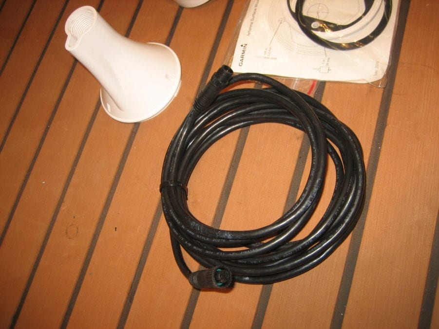 Garmin GPS-17X NMEA2000 GPS Antenna w/3 Mounts + 4m NMEA2000 Drop Cable - Image 4
