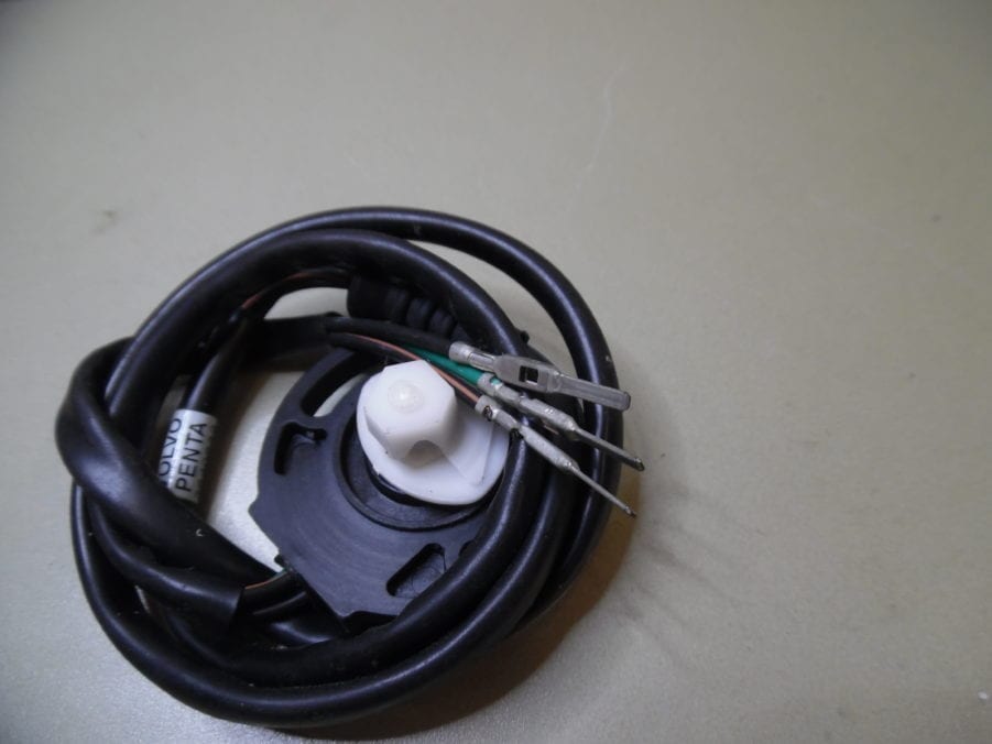 Genuine Volvo Penta 3840832 OEM Trim Sender Sensor - Image 3