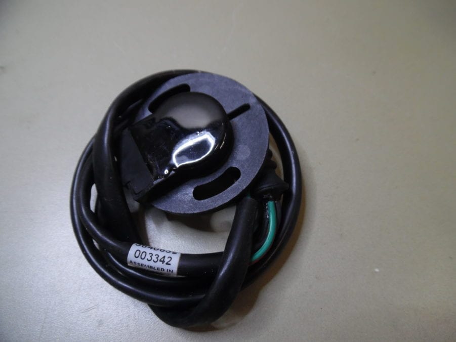 Genuine Volvo Penta 3840832 OEM Trim Sender Sensor - Image 2