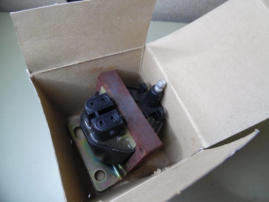 Genuine Volvo Penta 3854002 OEM Ignition Coil - Image 3