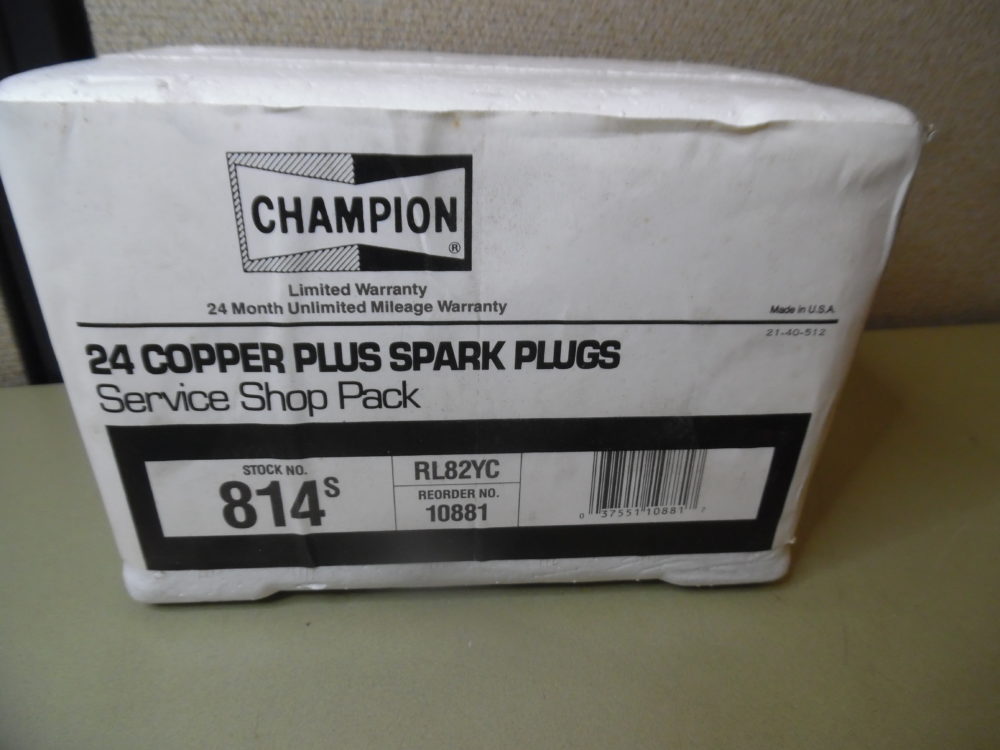 QTY Lot of 24 CHAMPION 814 RL82YC COPPER PLUS SPARK PLUGS - 24 Shop ...