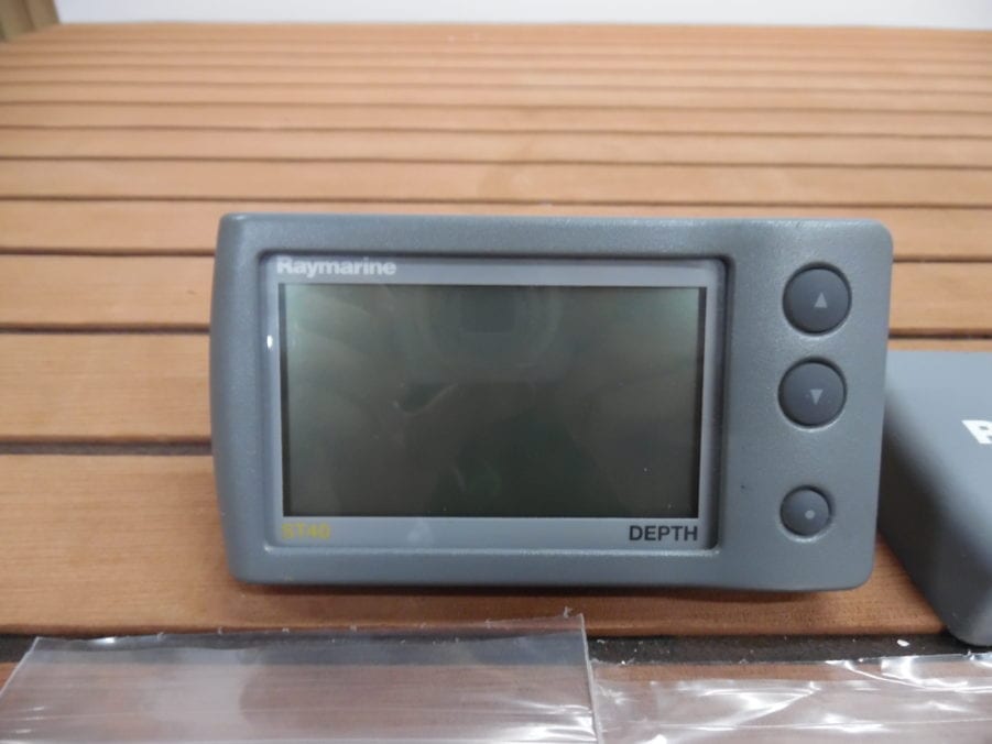 Raymarine ST40 Depth Display Head - E22038 - 90 Day Warranty - Image 7