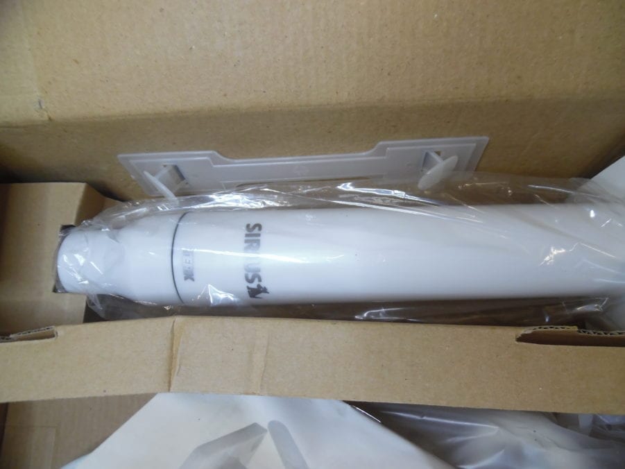Sirius SIR5 Terk Satellite Radio Antenna w/ Mount - Image 3