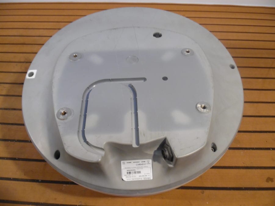 Simrad/Lowrance/Navico 4G Radar Dome For PARTS OR REPAIR AS IS NO Returns - Image 11