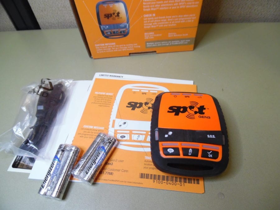 SPOT Gen3 Handheld Outdoors Satellite GPS Messenger - FRE US SHIP