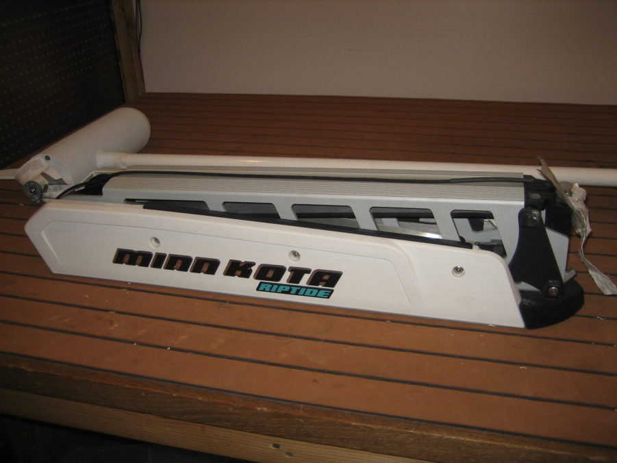 Minn Kota Riptide 101/SF/HC/BG 62" Bow Mount Hand Ctl Trolling Motor 36v 1363651 - Image 6