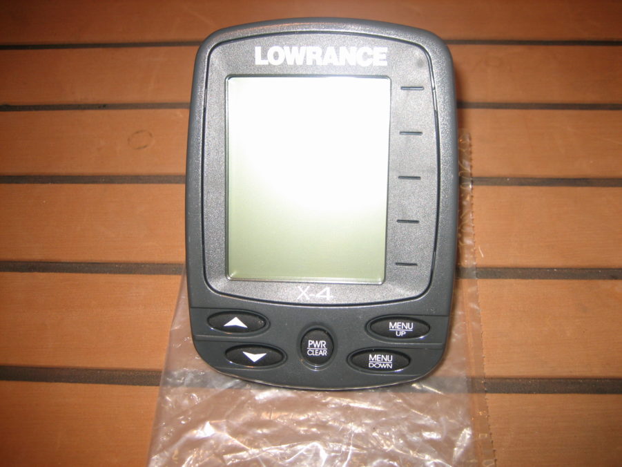 Lowrance X-4 Fishfinder Sounder Display - Image 2