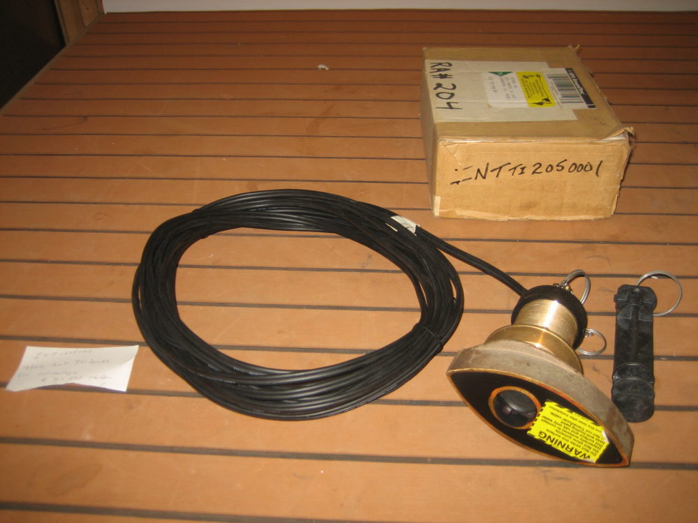 Interphase B44V 50/200 Khz 8 Pin Fuji Bronze Thru-Hull