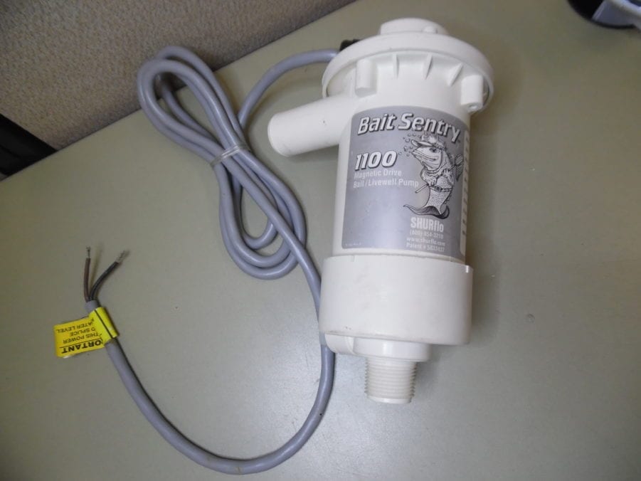 Shurflo 1700-020-030 Bait Sentry 1100 Livewell / Bait Pump 12V