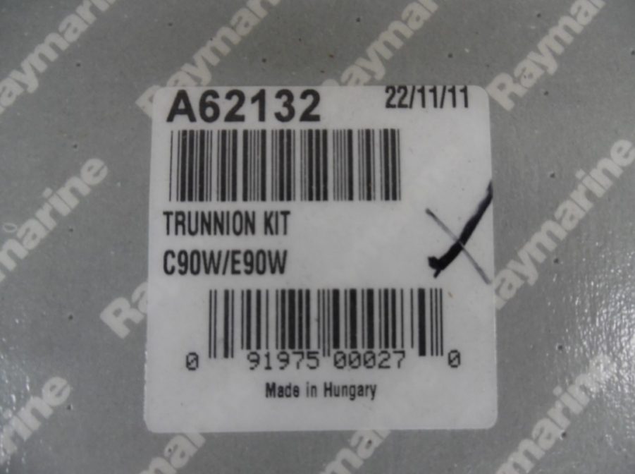 Raymarine C90W/E90W Trunnion Kit - A62132 - New in Package - Image 2