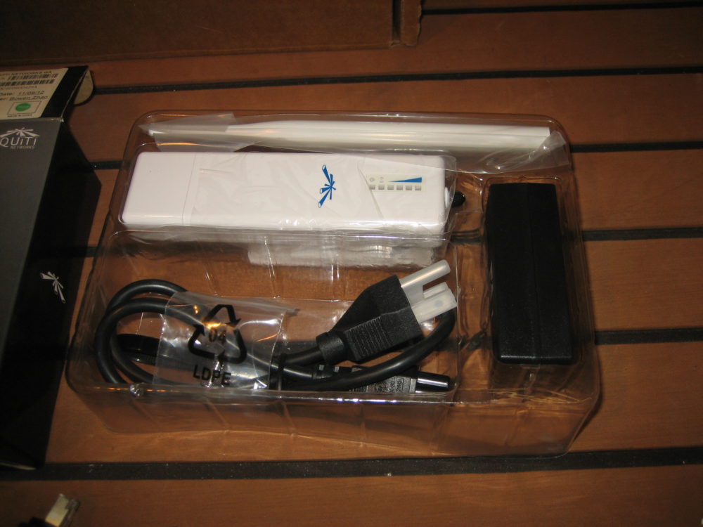 Garmin 0101198100 NEW OLD STOCK Marine Wifi Adapter Kit 110VAC Max Marine Electronics