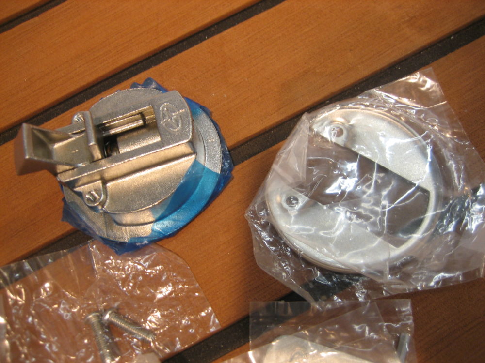 Gemlux GEM 2" NonLocking Slam Hatch Latche Max Marine Electronics