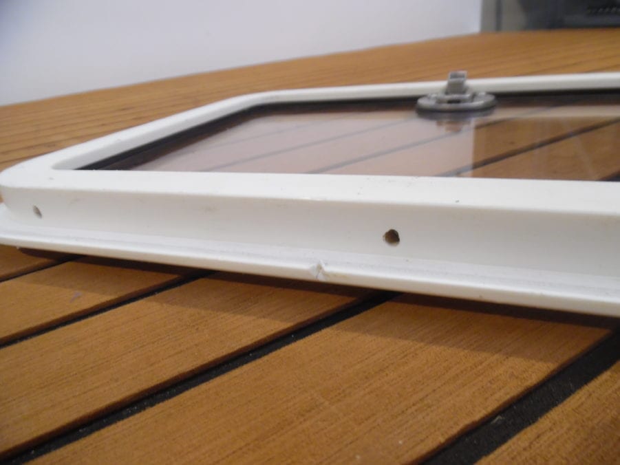 Marine 13" x 18" Flush Clear Hatch/Door White - Image 9
