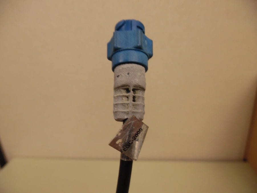 Lowrance LGC-2000 NMEA2000 GPS Antenna + Pole Base - Tested Working - Image 10