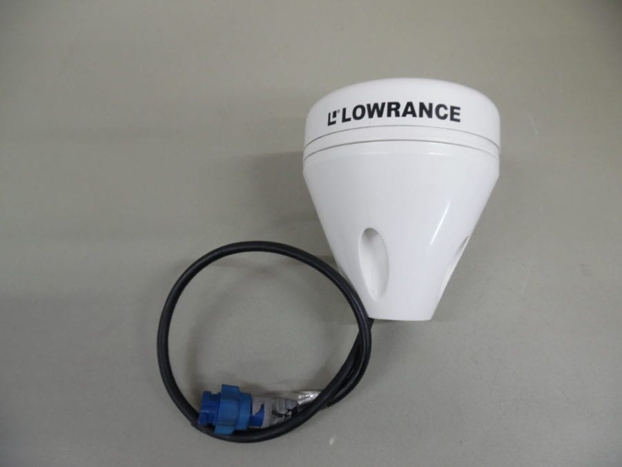 Lowrance LGC-2000 NMEA2000 GPS Antenna + Pole Base - Tested Working