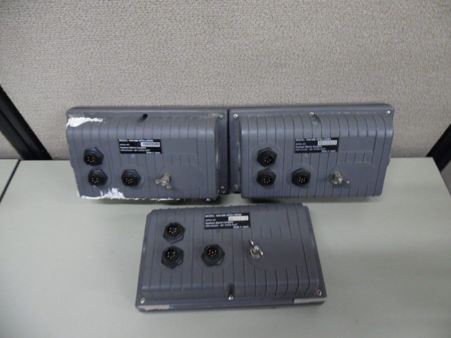 Raytheon Nav 398 GPS/Loran Lot of 3 - Sold AS IS FOR PARTS OR REPAIR NO RETURNS - Image 8
