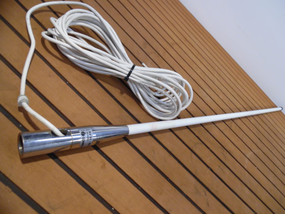 Comrod AV51BI4 VHF 4' Marine Antenna 1 X 14 Standard Mount Thread 21051