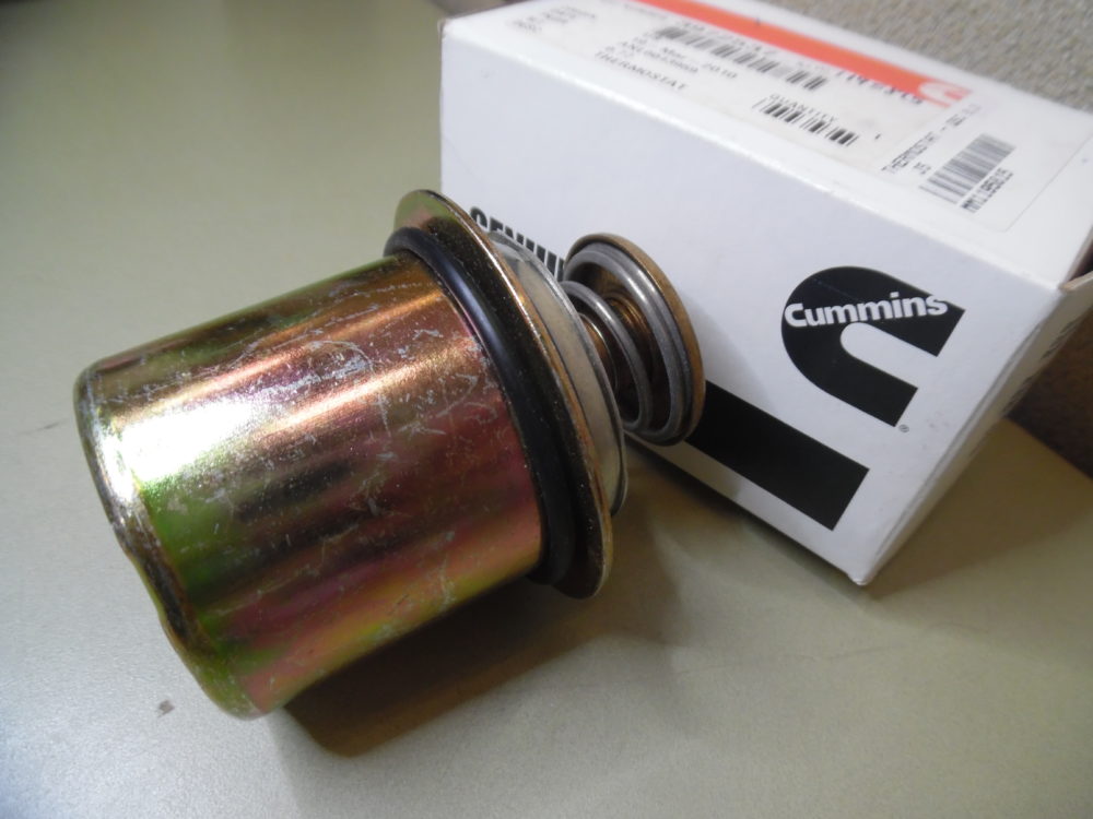 OEM Genuine **NEW** for QSC 8.3 Cummins 3972537 - **Thermostat** - Max ...
