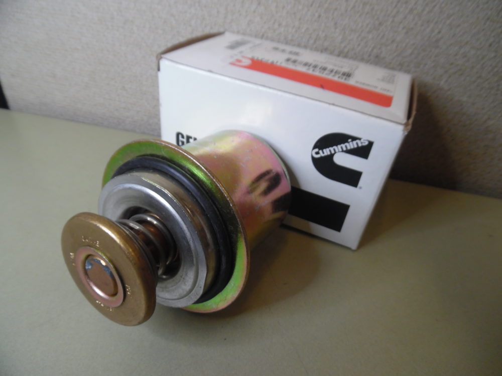 OEM Genuine **NEW** for QSC 8.3 Cummins 3972537 - **Thermostat** - Max ...