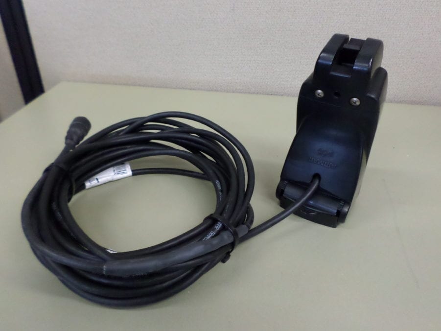 Airmar P66 10F Furuno Transom Mount Transducer FCV-620 FCV-585 ETR6/10 -NO SPEED - Image 7