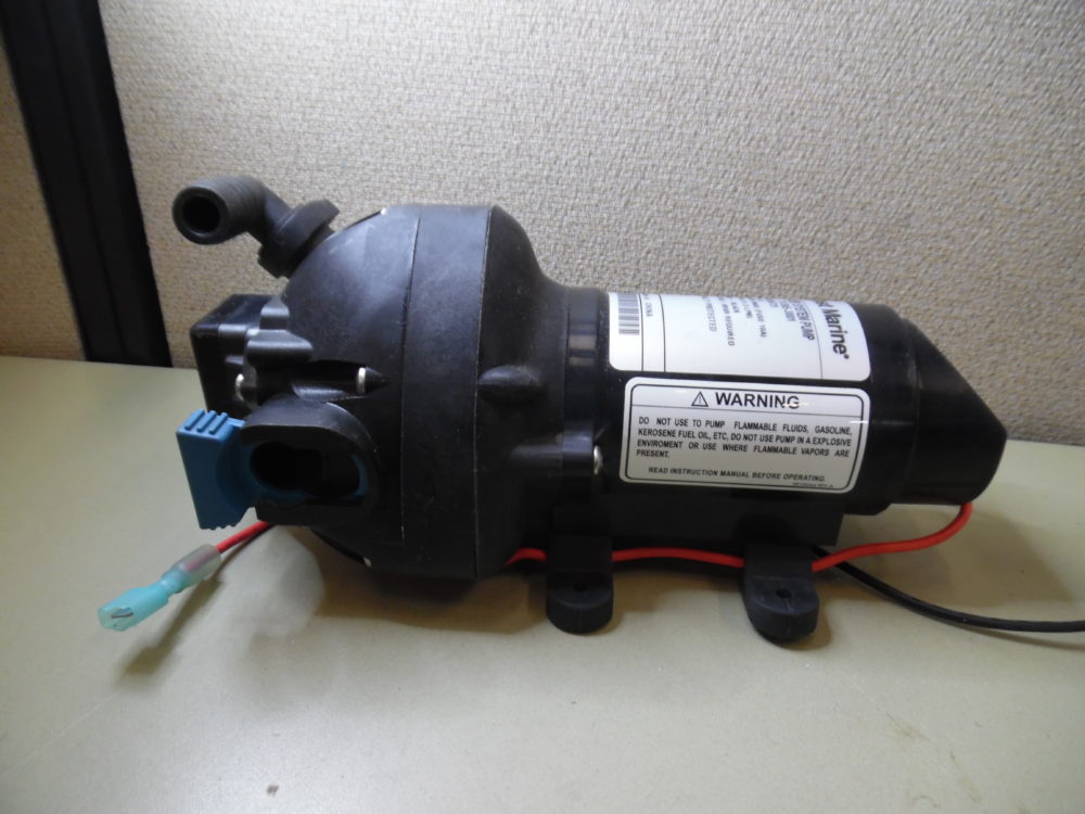 West Marine 313953001 Marine Water System Pump 3.0 GPM 12V 50PSI Max