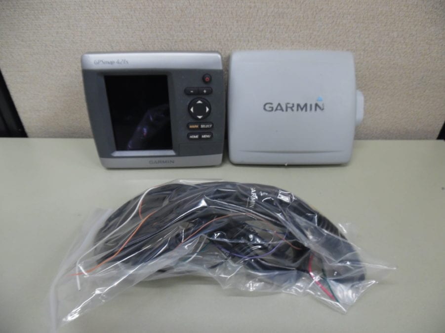 Garmin GpsMap 421s Chartplotter Sounder + Accessories Good Working Condition