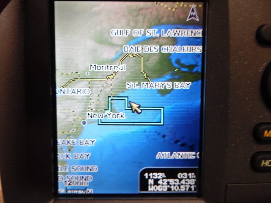 Garmin GpsMap 421s Chartplotter Sounder + Accessories Good Working Condition - Image 3