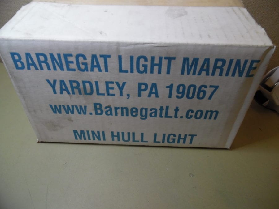 Barnegat Light QL-MHL 55W 12V Marine Boat Hull Light - PAIR - Image 2