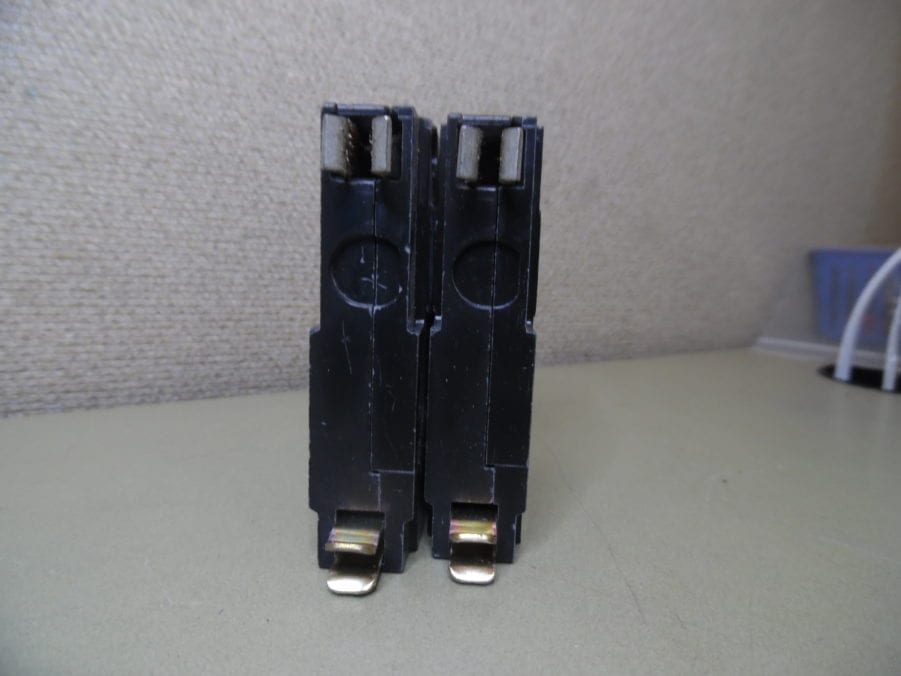 Airpax 20911522730 Circuit Breaker 30 Amp Max Marine Electronics