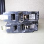 Square D LL-1524/XG-9494 20 Amp Plug-On Circuit Breaker -LOT OF 2 - Image 3