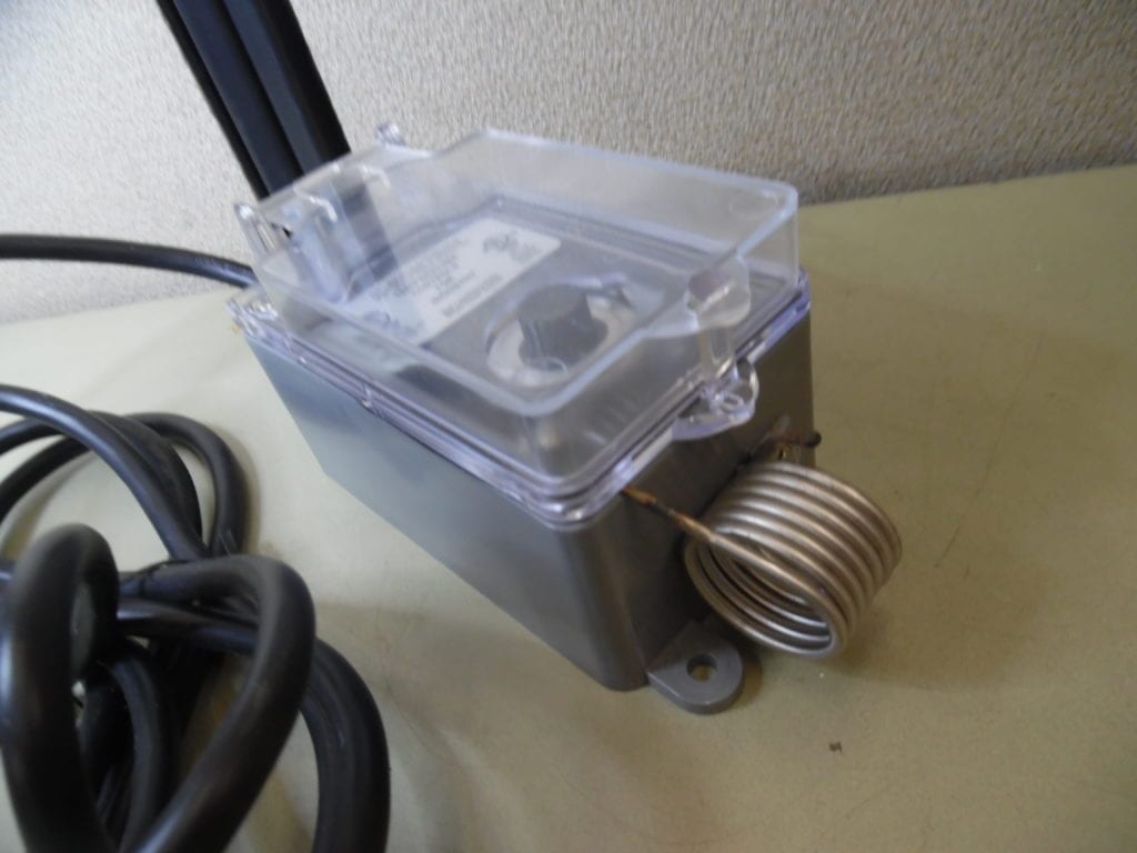 KKONTROL KP16110 WEATHERPROOF LINE VOLTAGE THERMOSTAT Max Marine